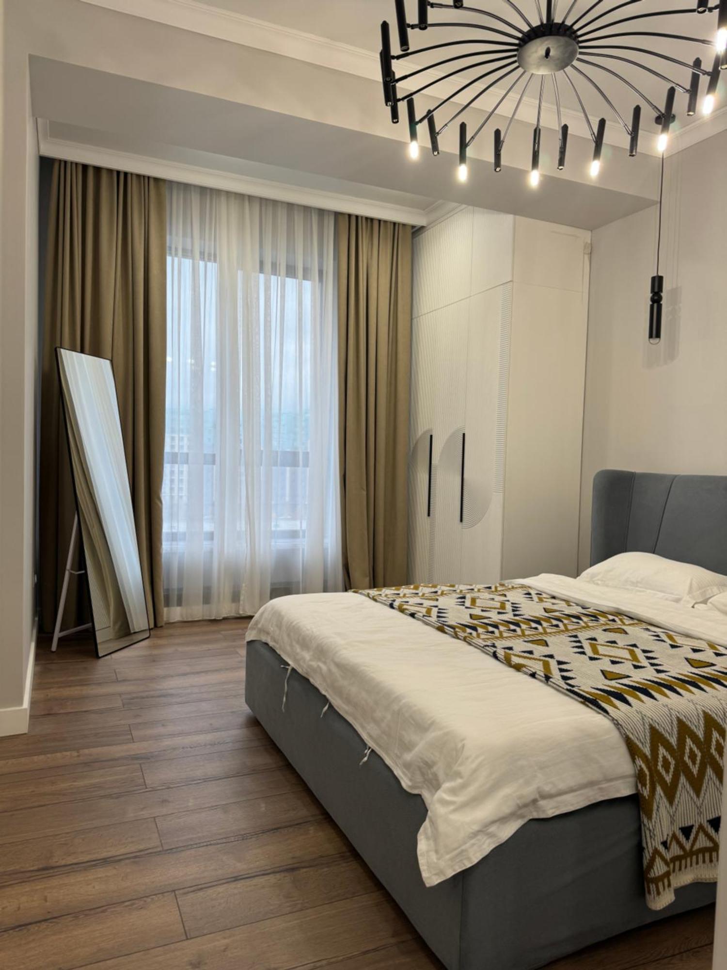 Seven Hills Apartment *