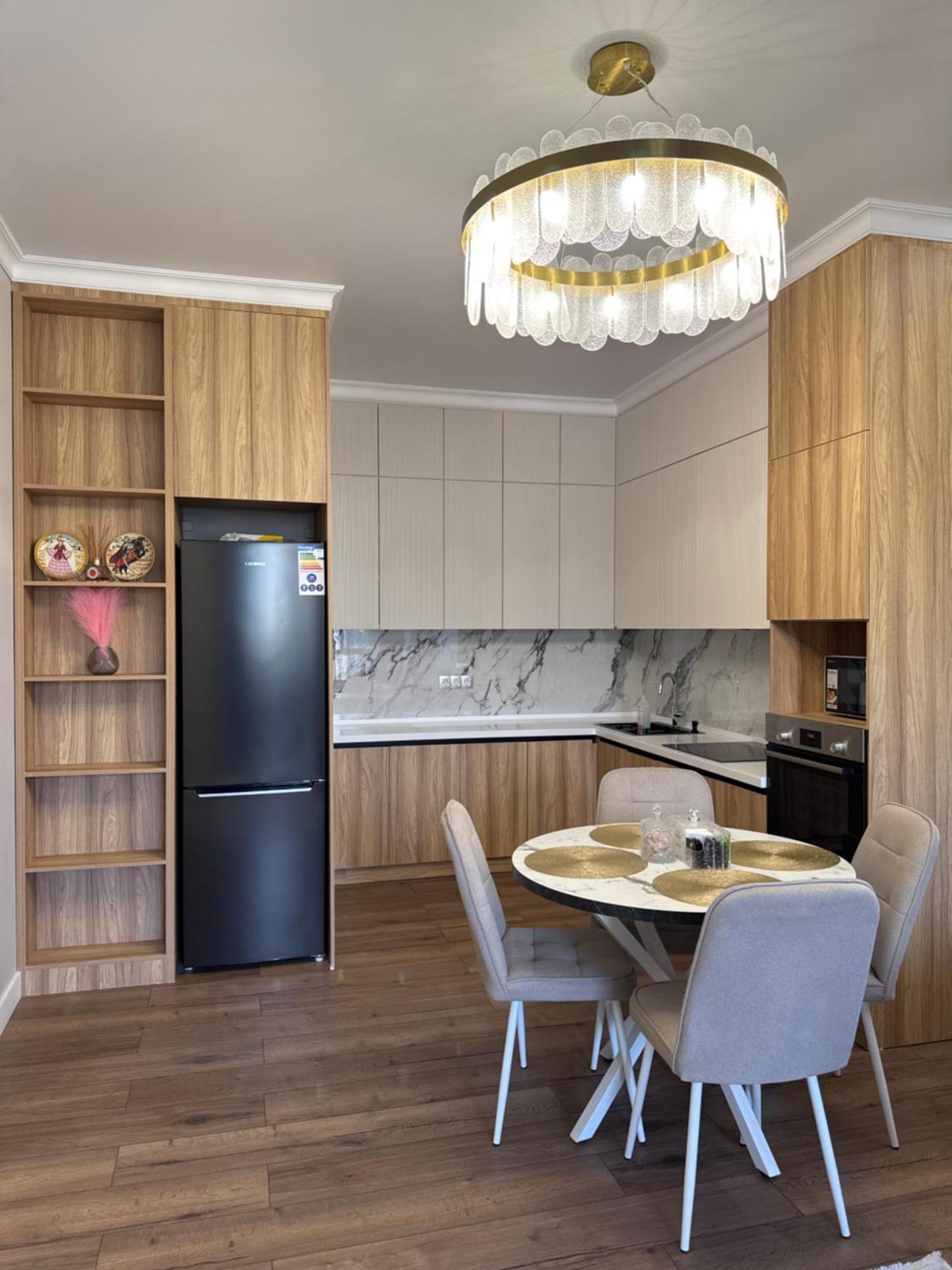 Seven Hills Apartment